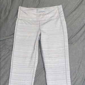 Light grey textured Leggings